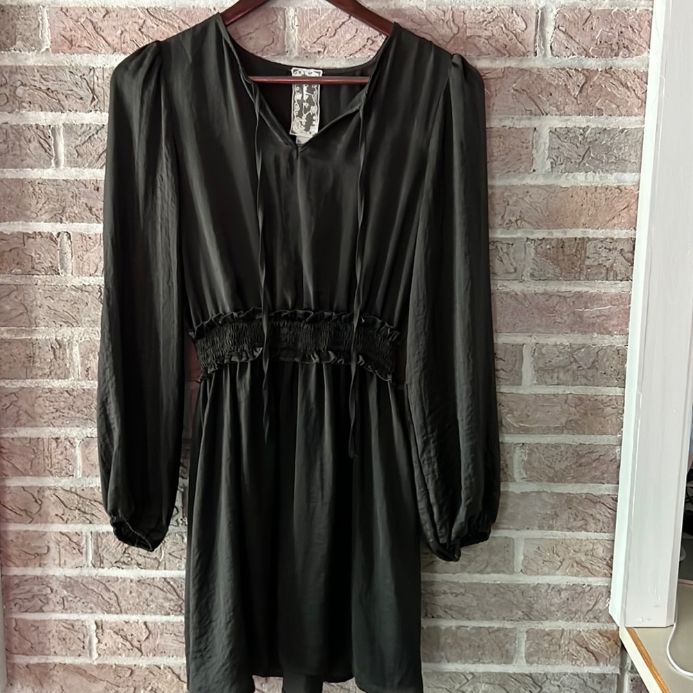 Women’s dress
